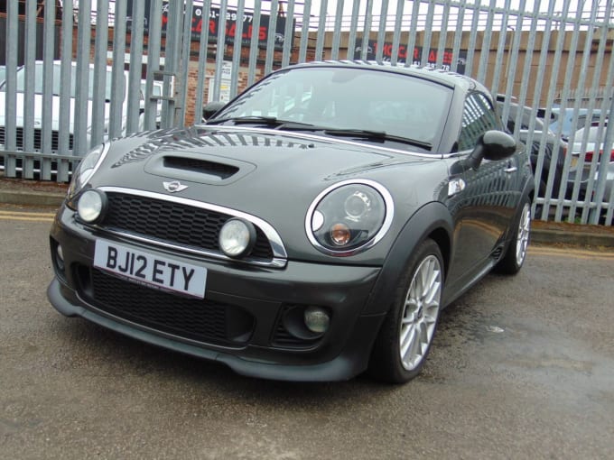 2025 Mini Coupe