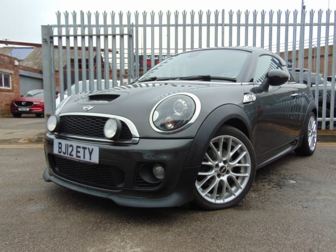 2025 Mini Coupe