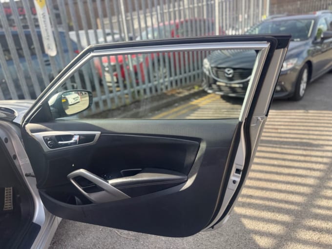 2025 Hyundai Veloster