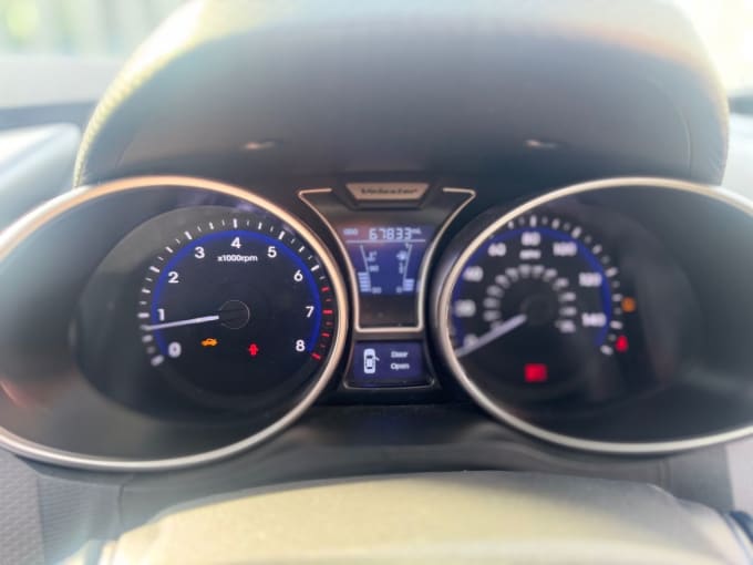 2025 Hyundai Veloster