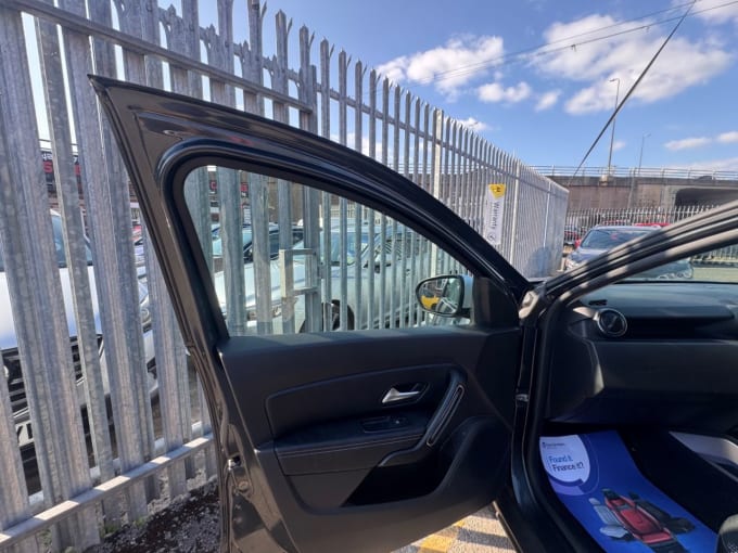 2025 Dacia Duster