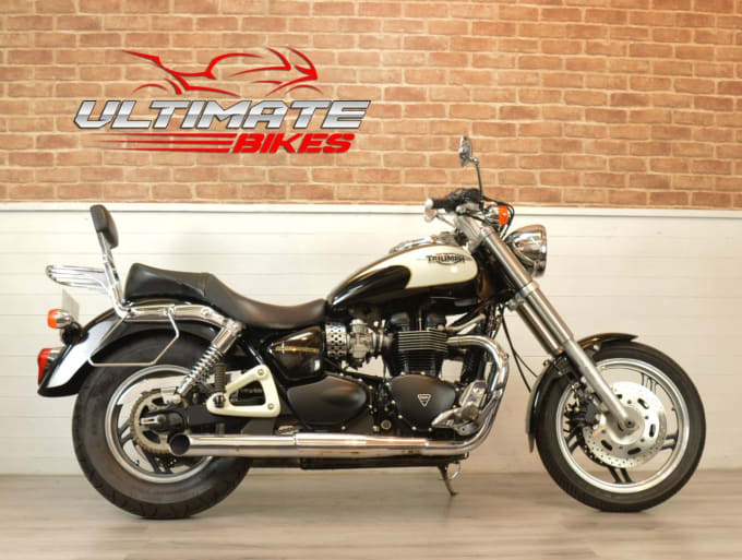 2025 Triumph Speedmaster 865
