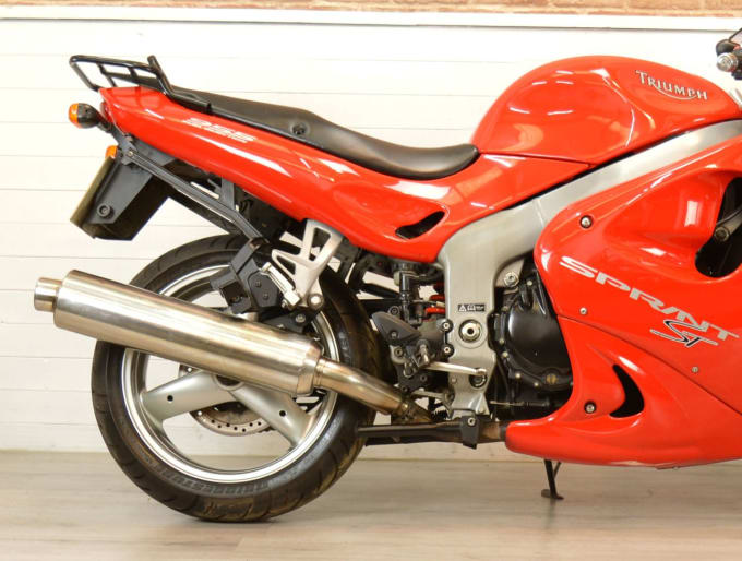 2025 Triumph Sprint St 955