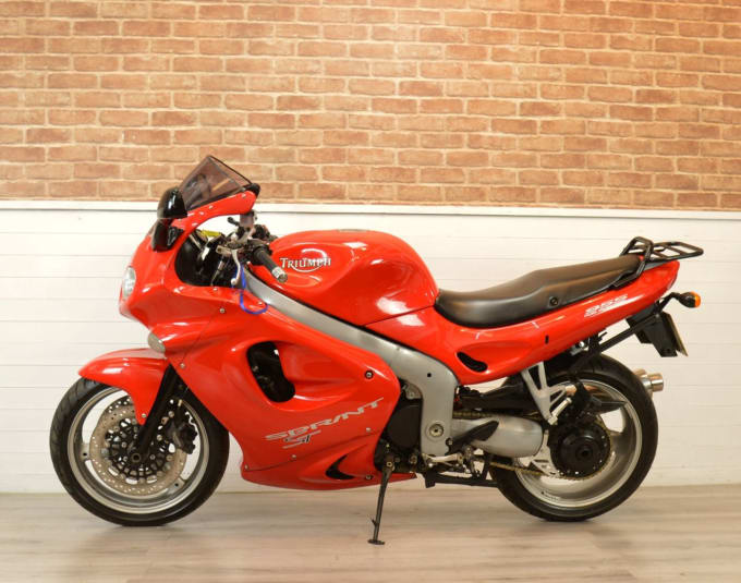 2025 Triumph Sprint St 955