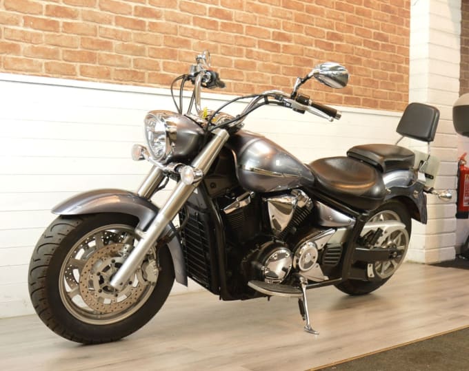 2025 Yamaha Xvs1300