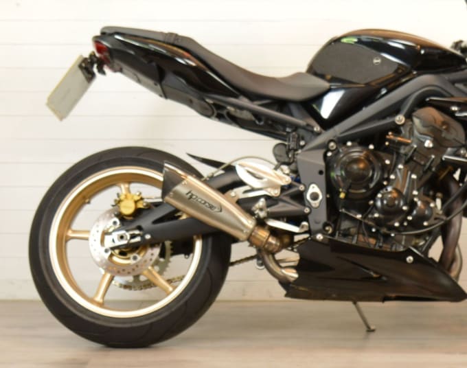 2025 Triumph Street Triple 675