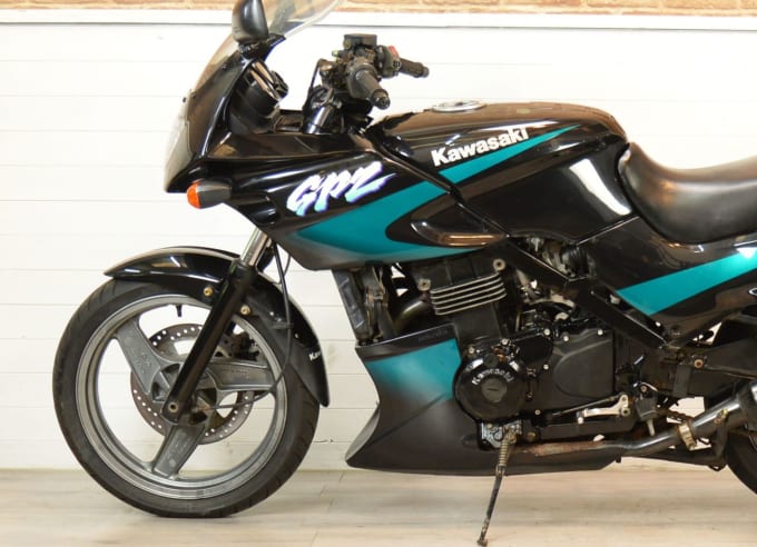 2025 Kawasaki Gpz500s