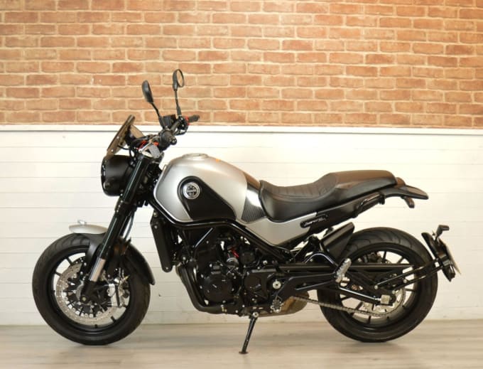 2025 Benelli Leoncino 500