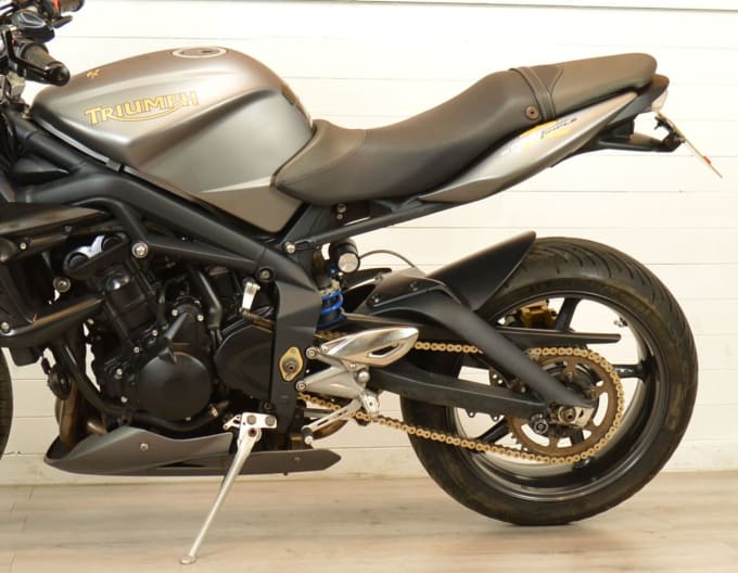 2025 Triumph Street Triple 675