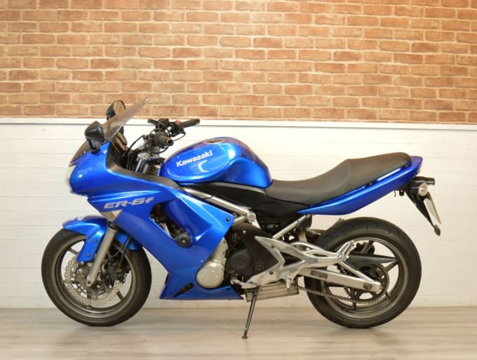 2025 Kawasaki Er-6f