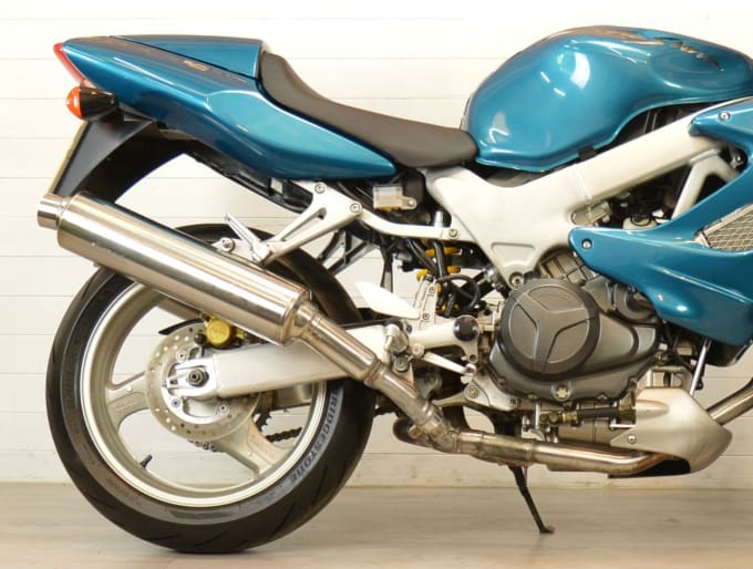 2025 Honda Vtr 1000 Firestorm