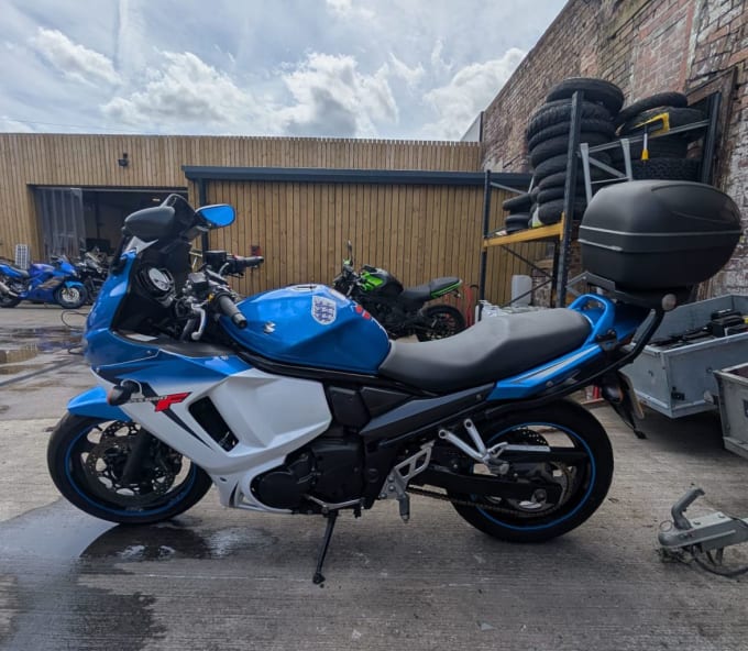 2025 Suzuki Gsx650f
