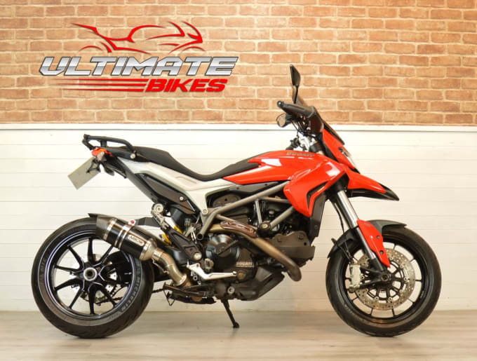 2025 Ducati Hyperstrada 821