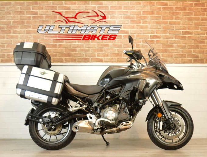2025 Benelli Trk 502