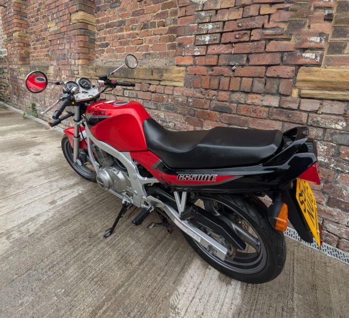 2025 Suzuki Gs500