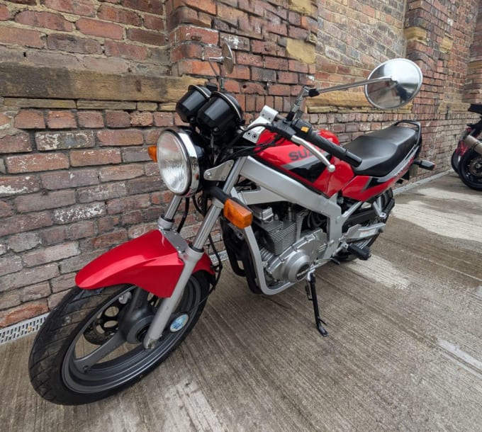 2025 Suzuki Gs500