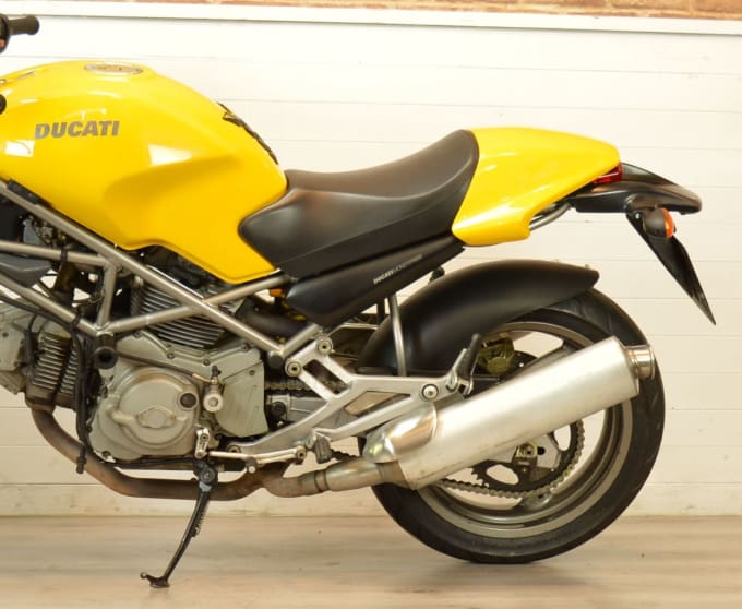 2025 Ducati Monster 600