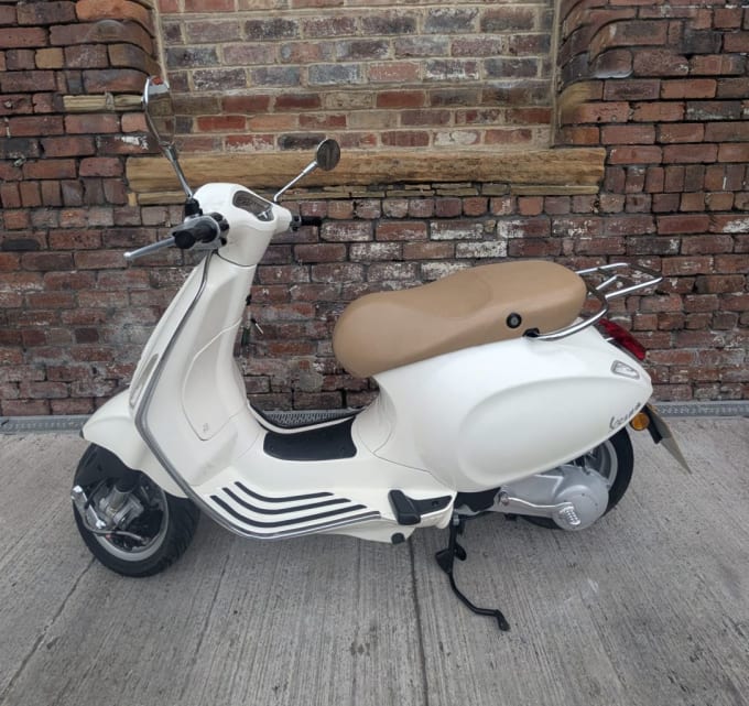2025 Piaggio Vespa Primavera 50