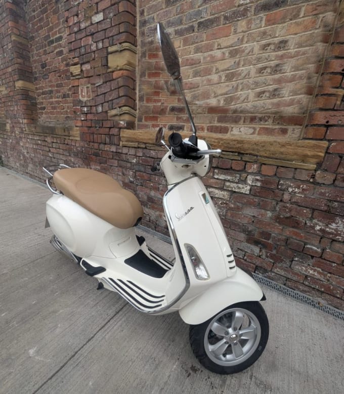 2025 Piaggio Vespa Primavera 50