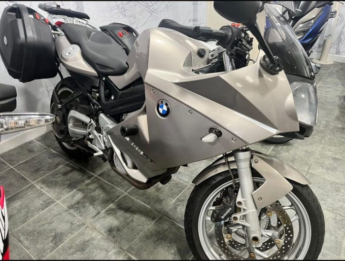 2025 BMW F 800 St