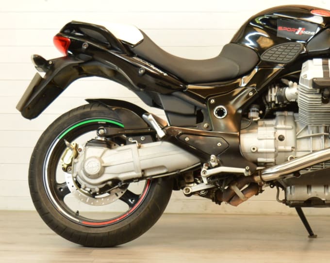 2025 Moto Guzzi V12 Sport