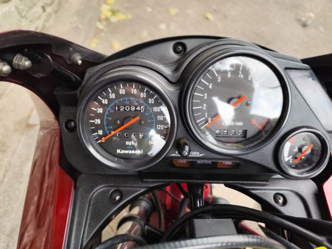 2025 Kawasaki Gpz500s