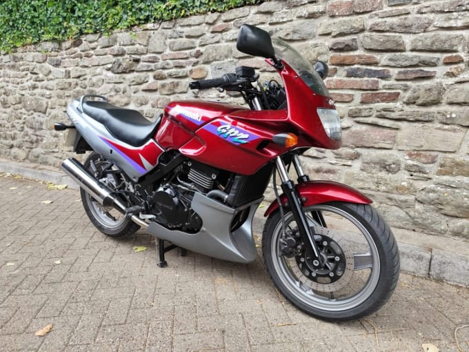 2025 Kawasaki Gpz500s