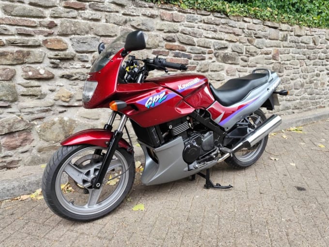 2025 Kawasaki Gpz500s