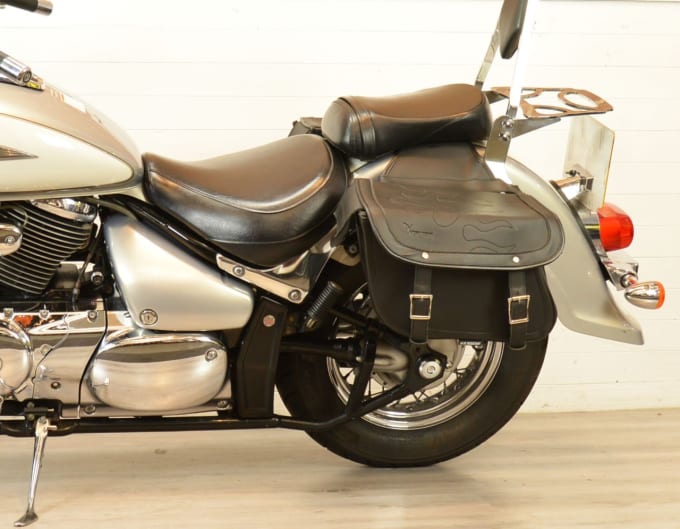 2025 Suzuki Intruder 800