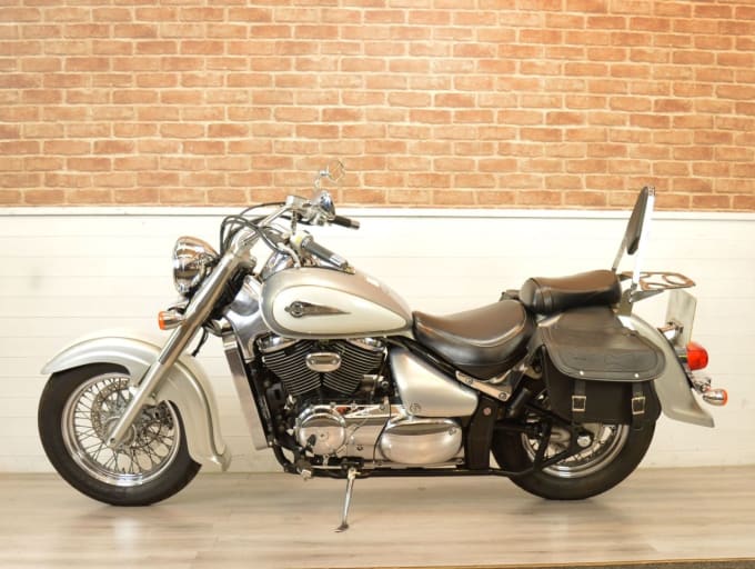 2025 Suzuki Intruder 800