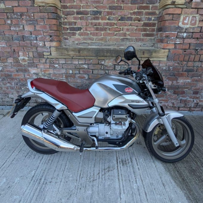 2025 Moto Guzzi Breva 750