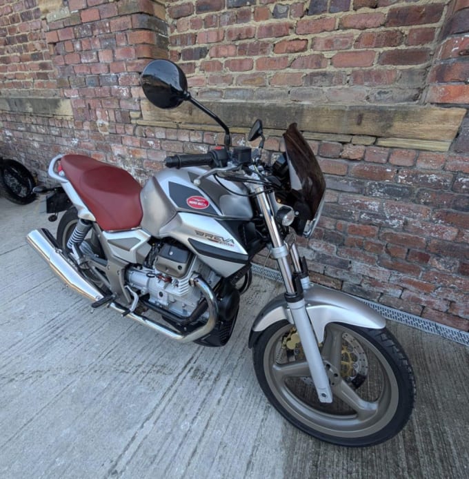 2025 Moto Guzzi Breva 750