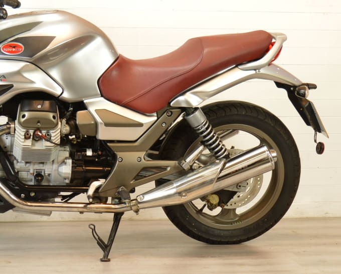 2025 Moto Guzzi Breva 750