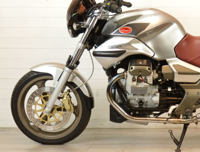 2025 Moto Guzzi Breva 750