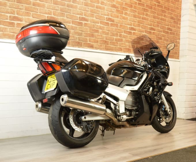 2025 Yamaha Fjr1300