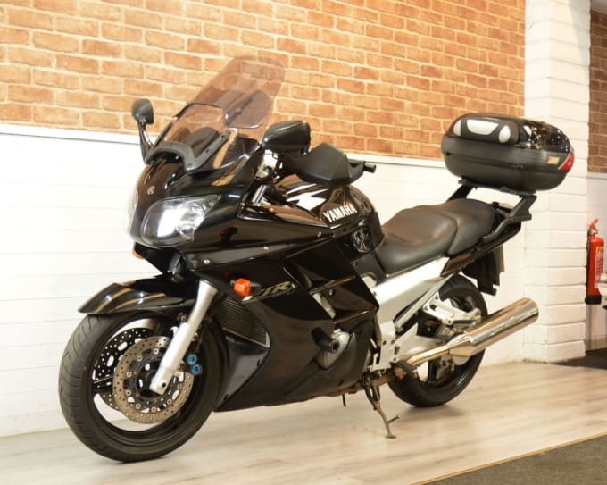 2025 Yamaha Fjr1300