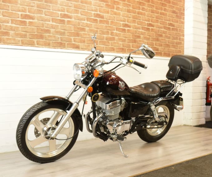 2025 Ajs Regal