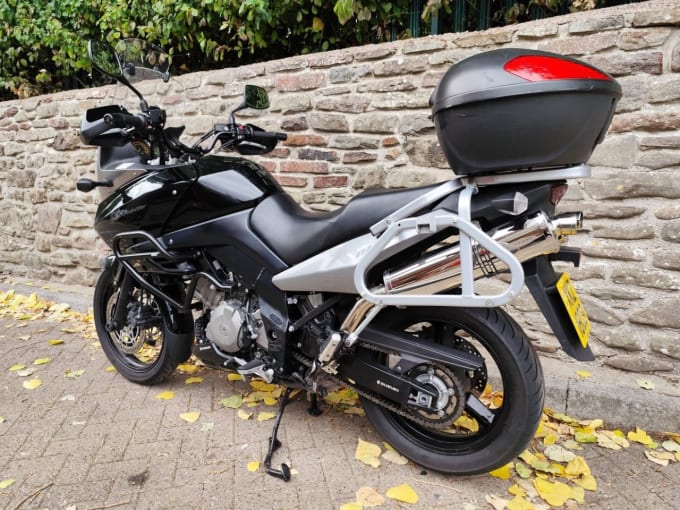 2025 Suzuki V-strom 1000