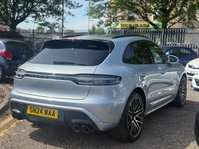 2025 Porsche Macan
