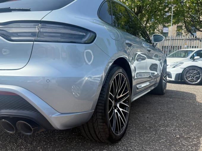 2025 Porsche Macan