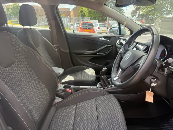 2025 Vauxhall Astra