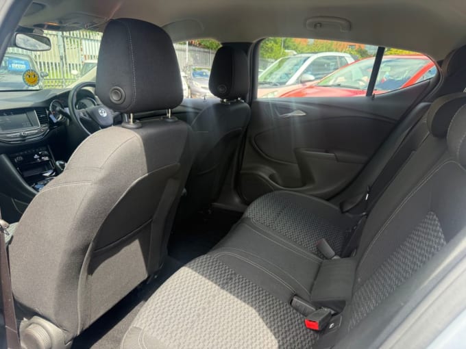2025 Vauxhall Astra