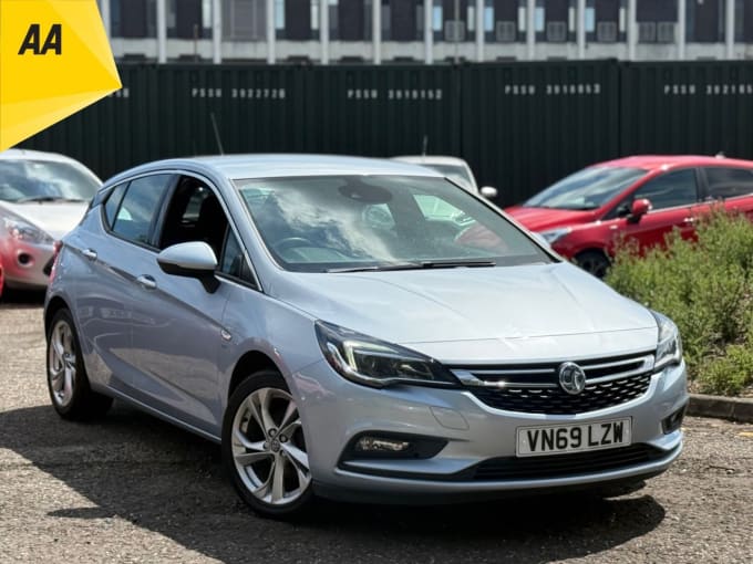 2025 Vauxhall Astra