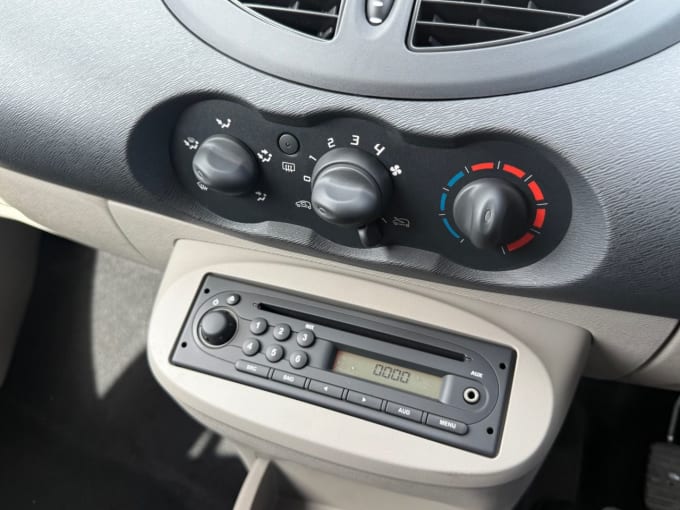 2010 Renault Twingo