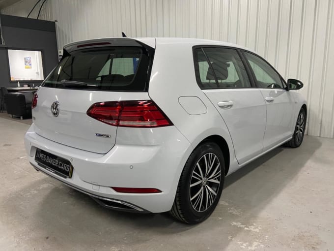 2019 Volkswagen Golf