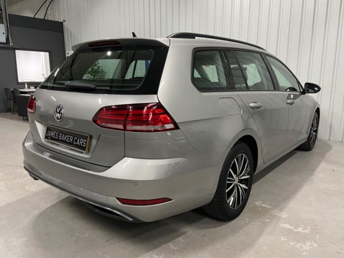2019 Volkswagen Golf