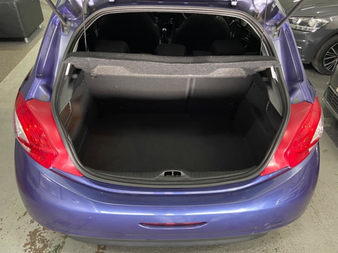 2012 Peugeot 208
