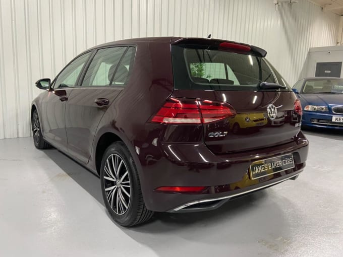 2017 Volkswagen Golf