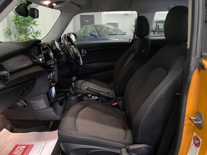 2014 Mini Hatch