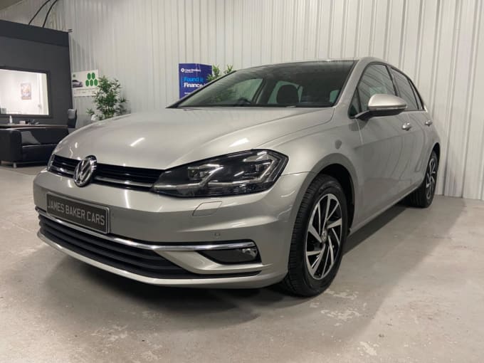 2019 Volkswagen Golf